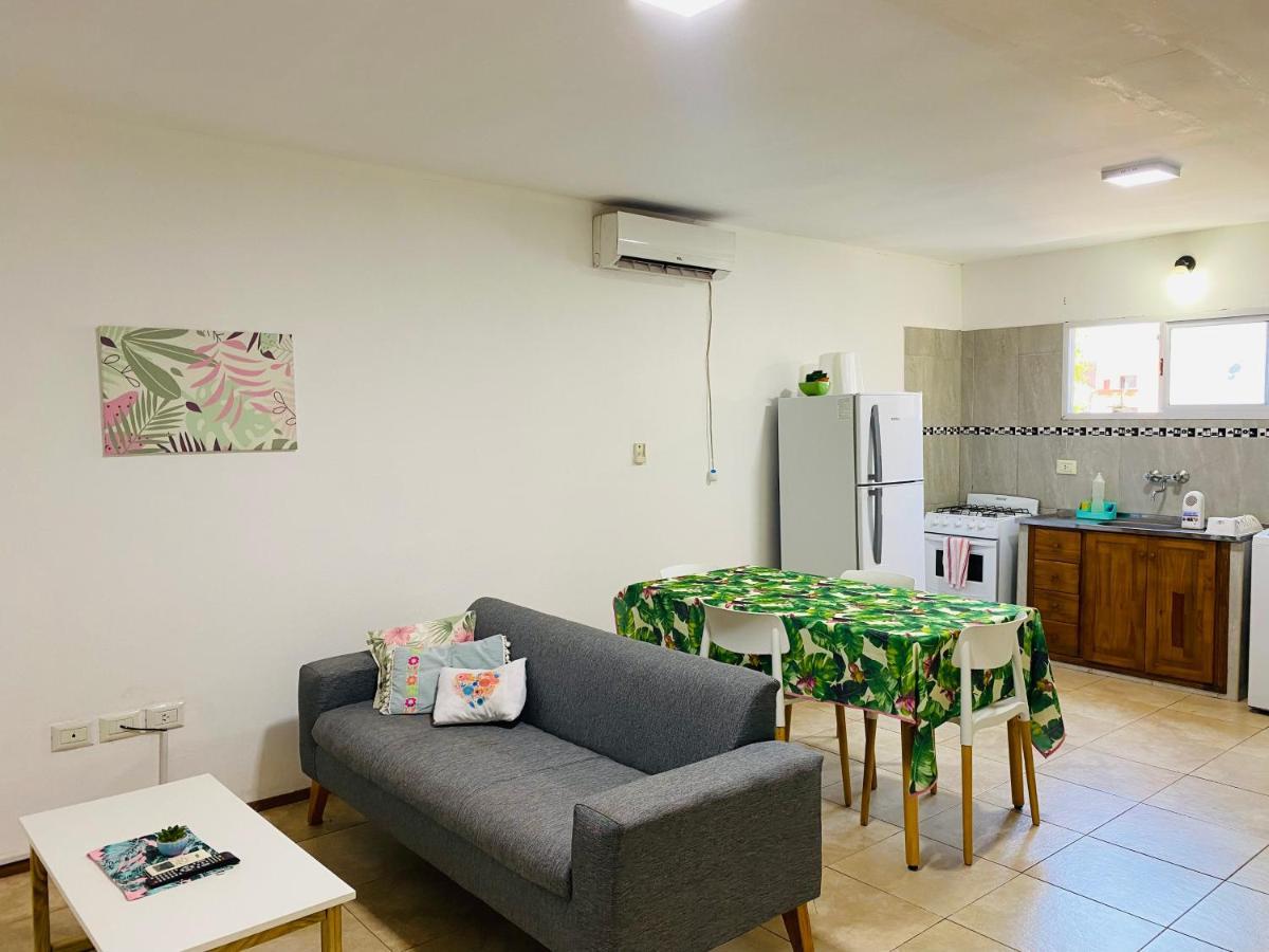 Calido Departamento Apartment Puerto Iguazu Exterior photo